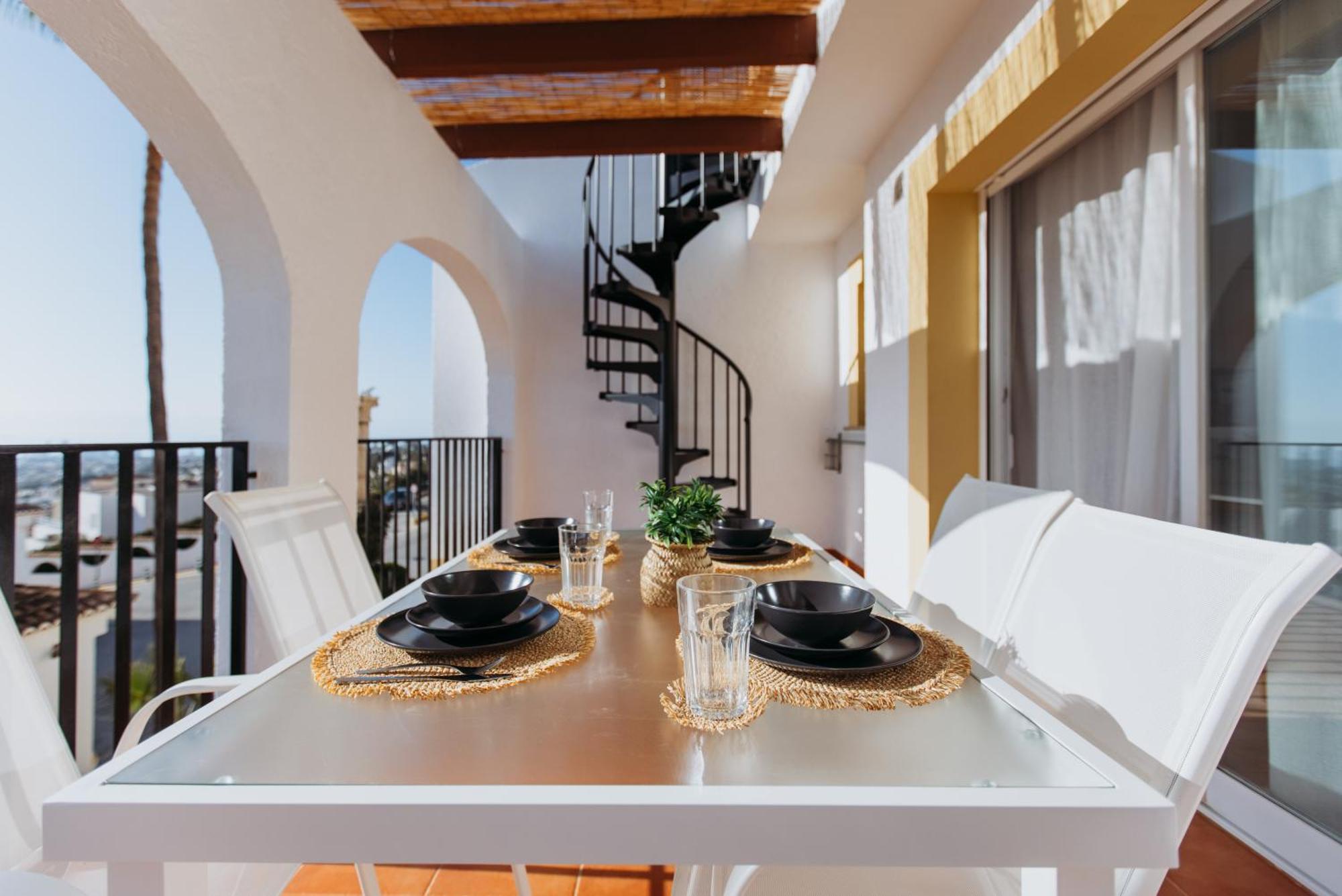 Casa Sunrise - Costa Blanca House With Rooftop, 5 Swimming Pools And Panoramic Sea- And Views At Penon De Ifach Calpe Eksteriør billede