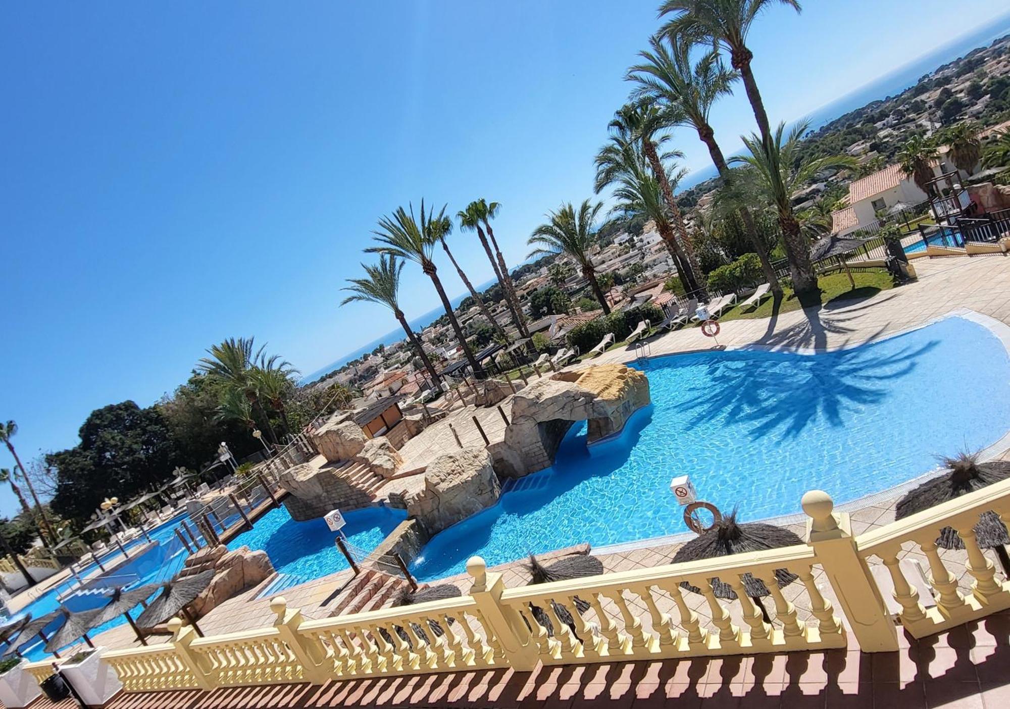 Casa Sunrise - Costa Blanca House With Rooftop, 5 Swimming Pools And Panoramic Sea- And Views At Penon De Ifach Calpe Eksteriør billede