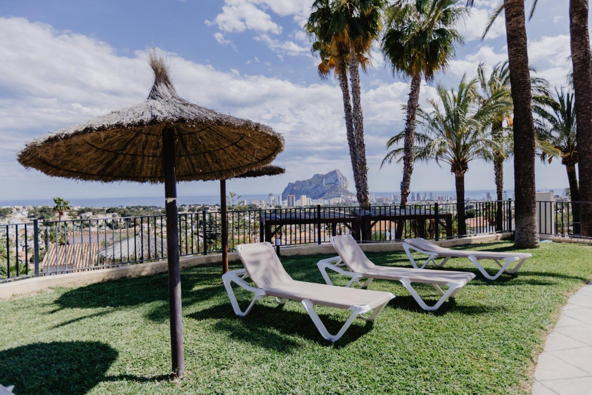 Casa Sunrise - Costa Blanca House With Rooftop, 5 Swimming Pools And Panoramic Sea- And Views At Penon De Ifach Calpe Eksteriør billede