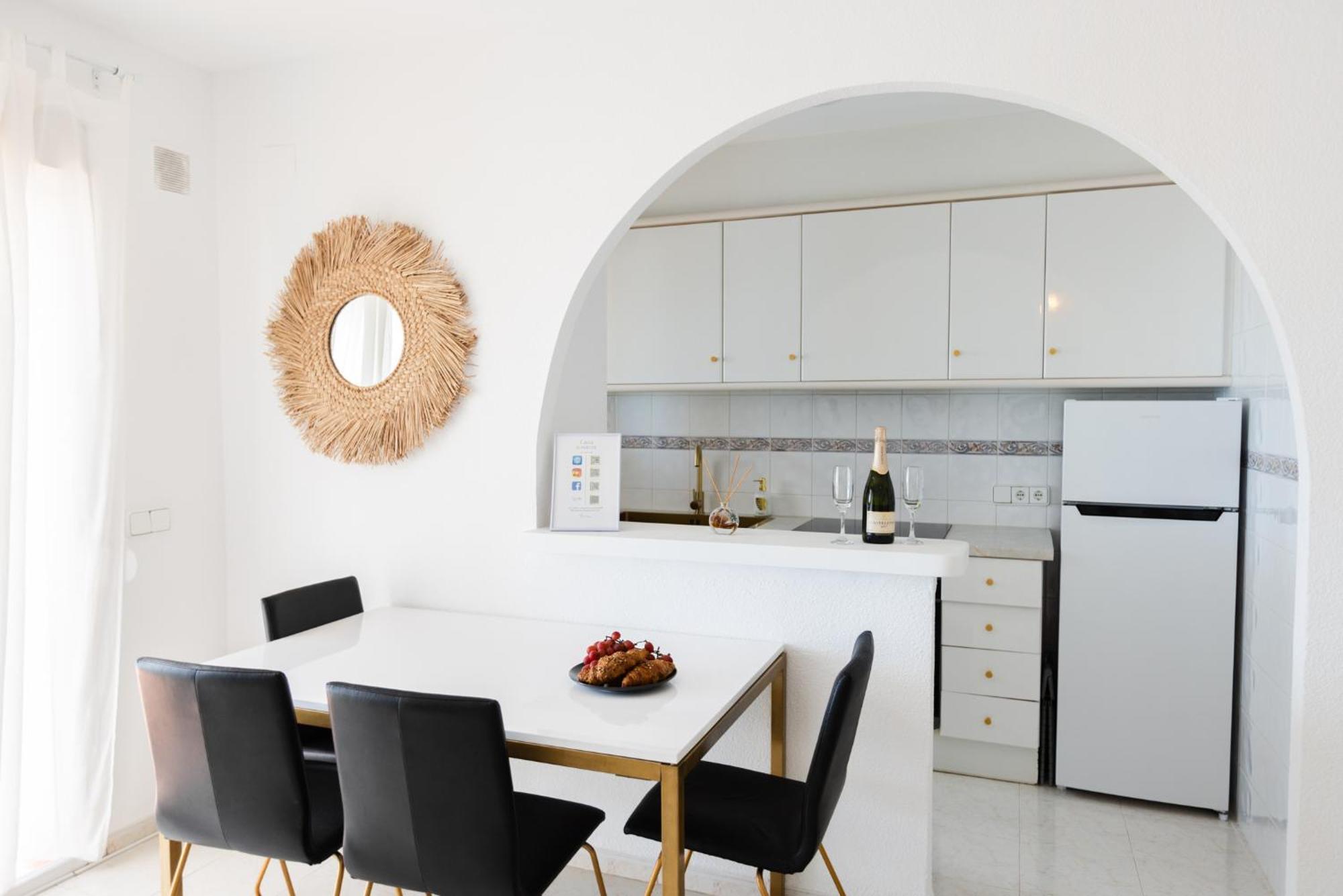 Casa Sunrise - Costa Blanca House With Rooftop, 5 Swimming Pools And Panoramic Sea- And Views At Penon De Ifach Calpe Eksteriør billede